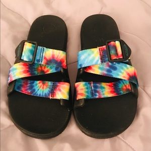 Size 6 super cute Chaco slides worn 3 times